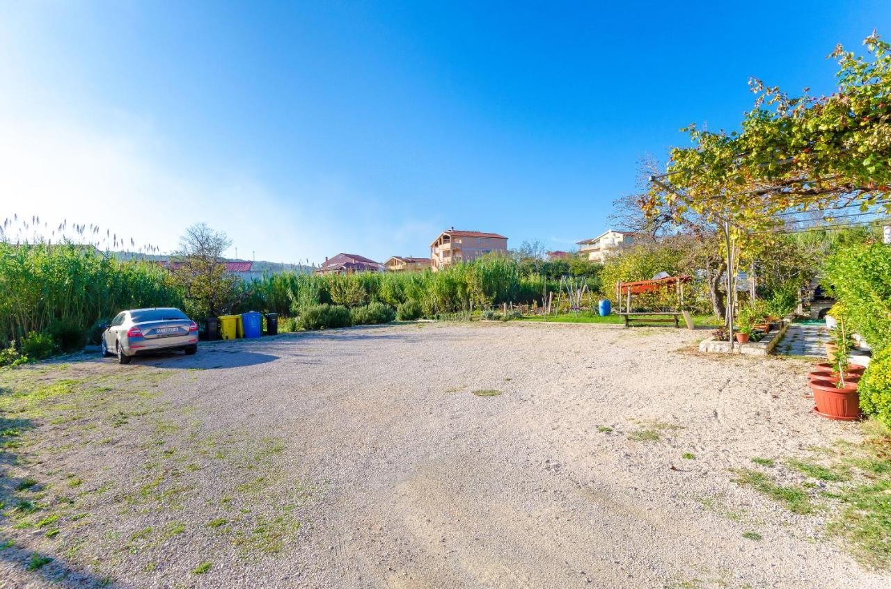 Apartments Marija P Lopar Exterior photo